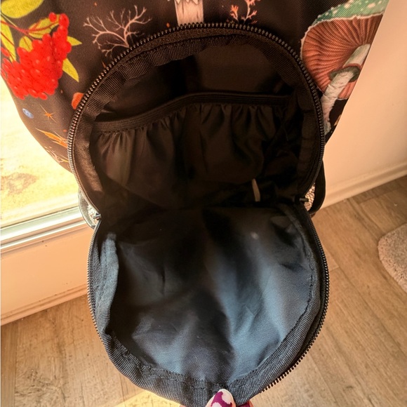 Colorful Patterned Sling Bag - Picture 3 of 12